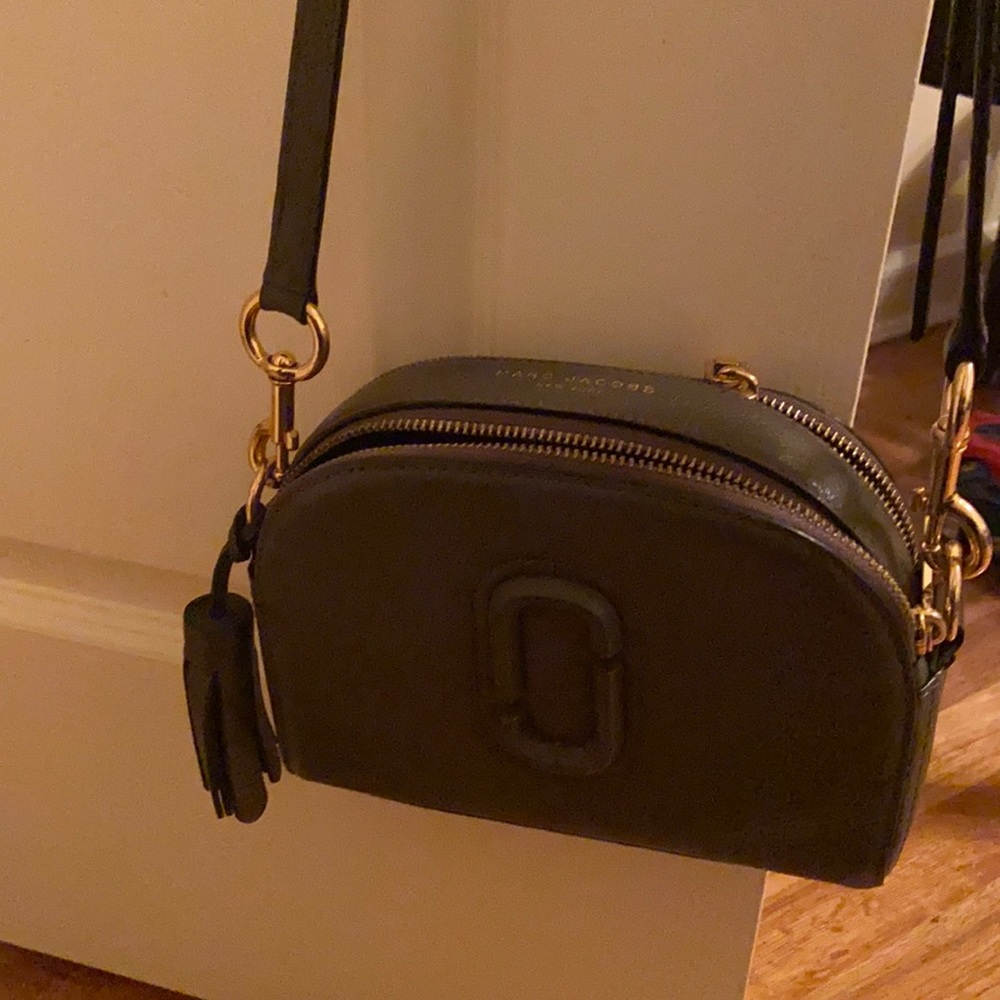 Marc Jacobs Crossbody- excellent condition